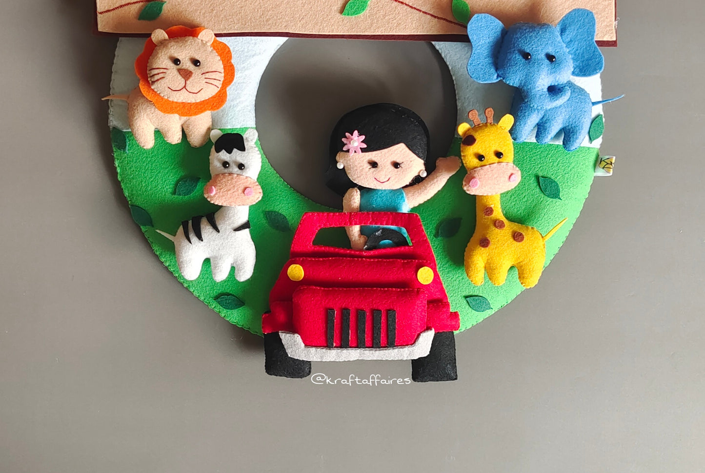 Jungle safari theme