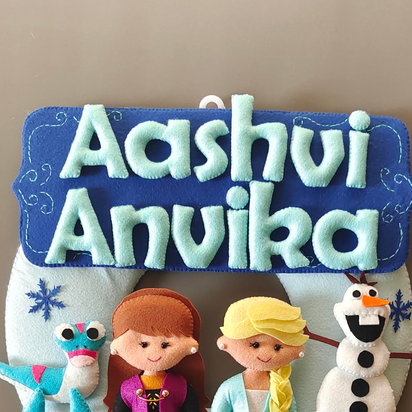 Frozen theme personalized wall decor_2