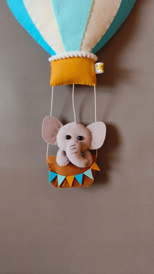 Ele in Hot air Balloon