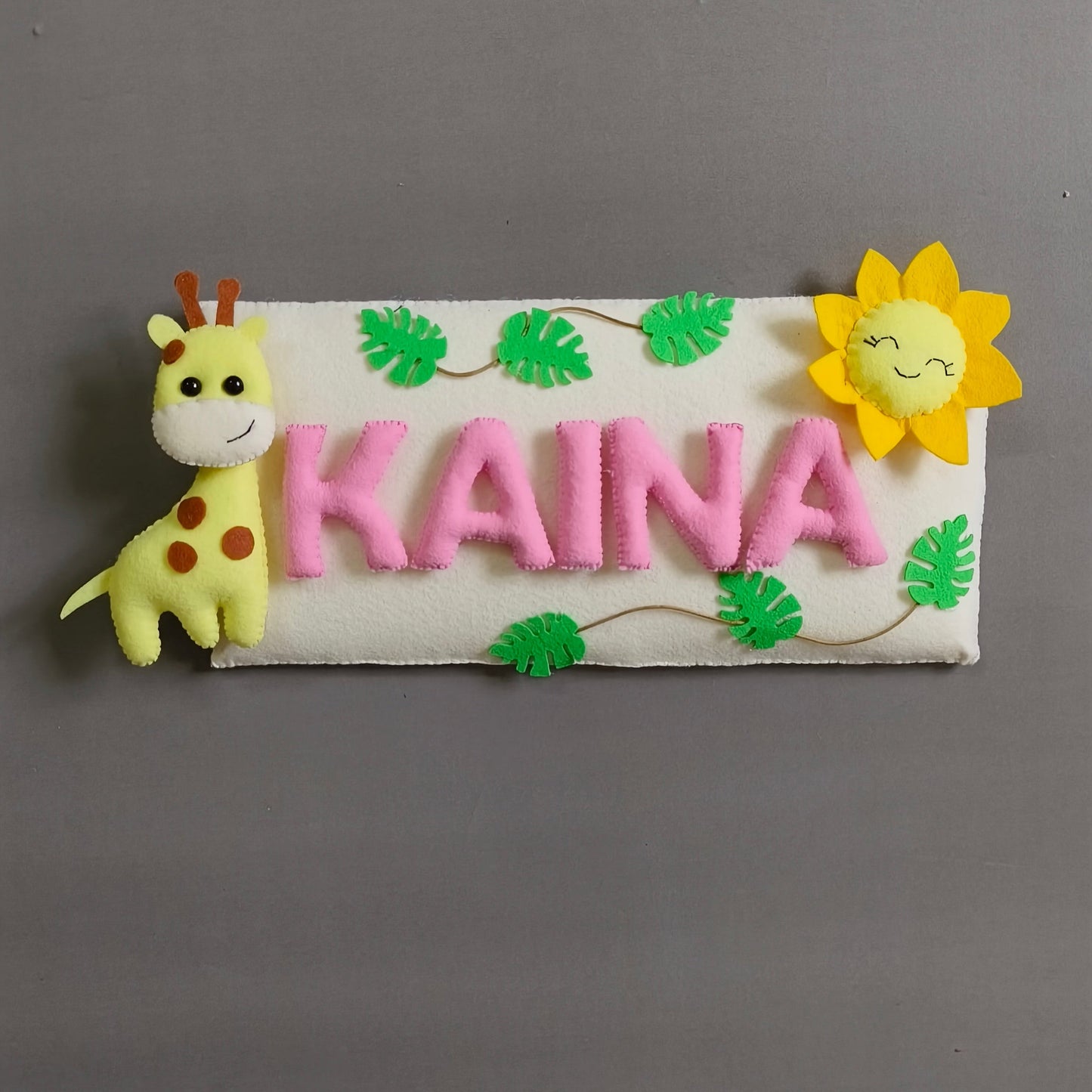 A small Nameboard - Giraffe