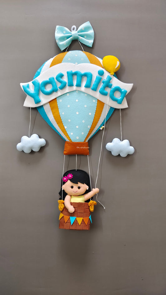 A big hot air balloon for Girl