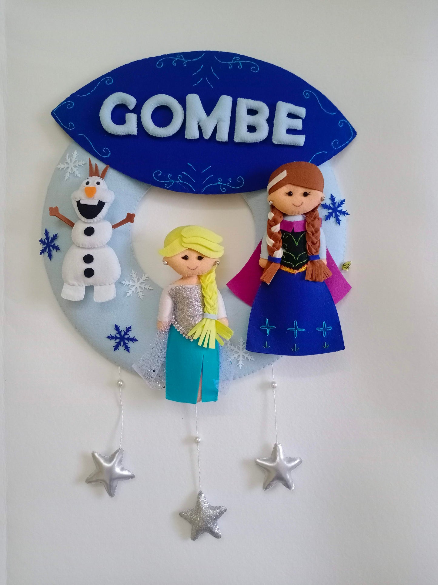 Frozen theme personalized wall decor
