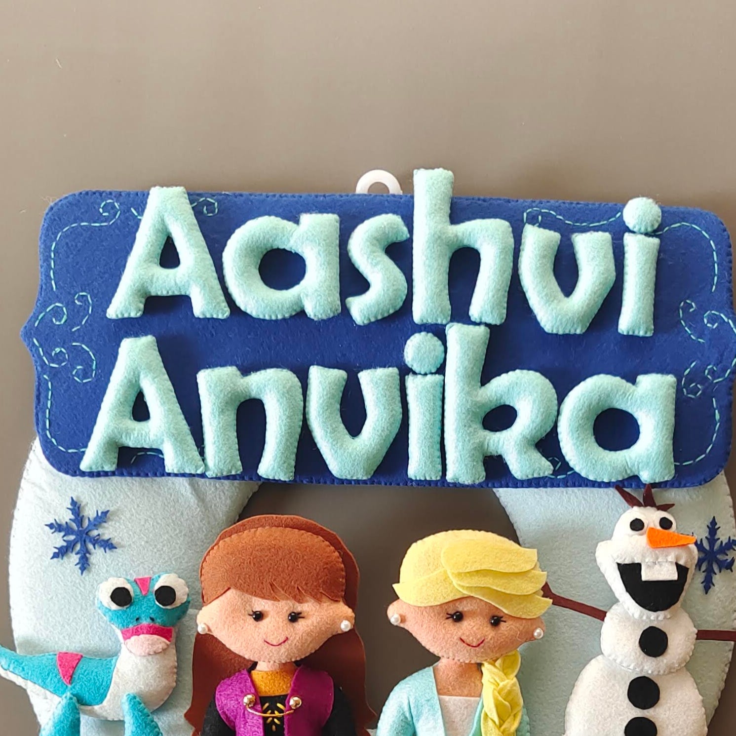 Frozen theme personalized wall decor_2