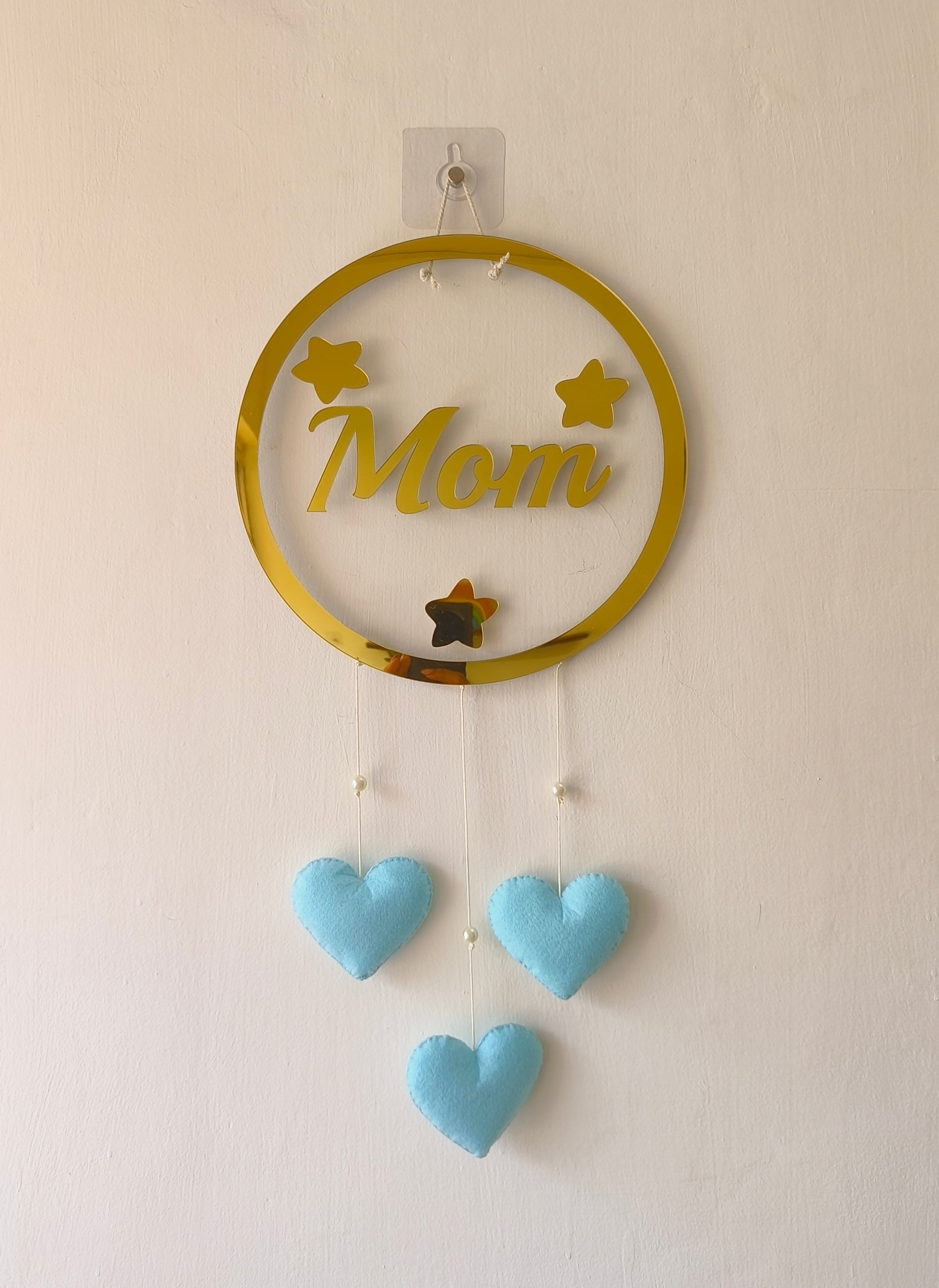 Elegant "Mom" Wall Decor with Heart Hangings