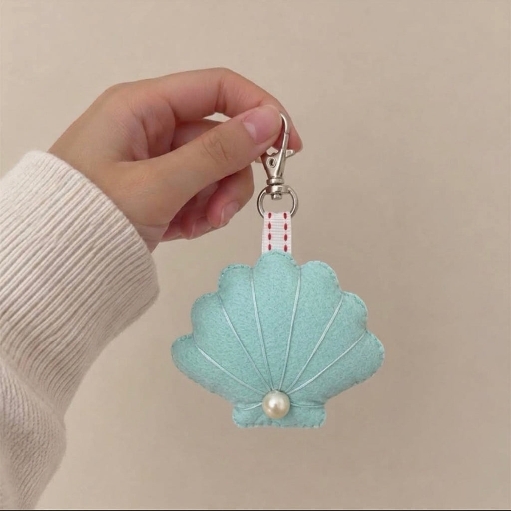 Felt Shell Keychain