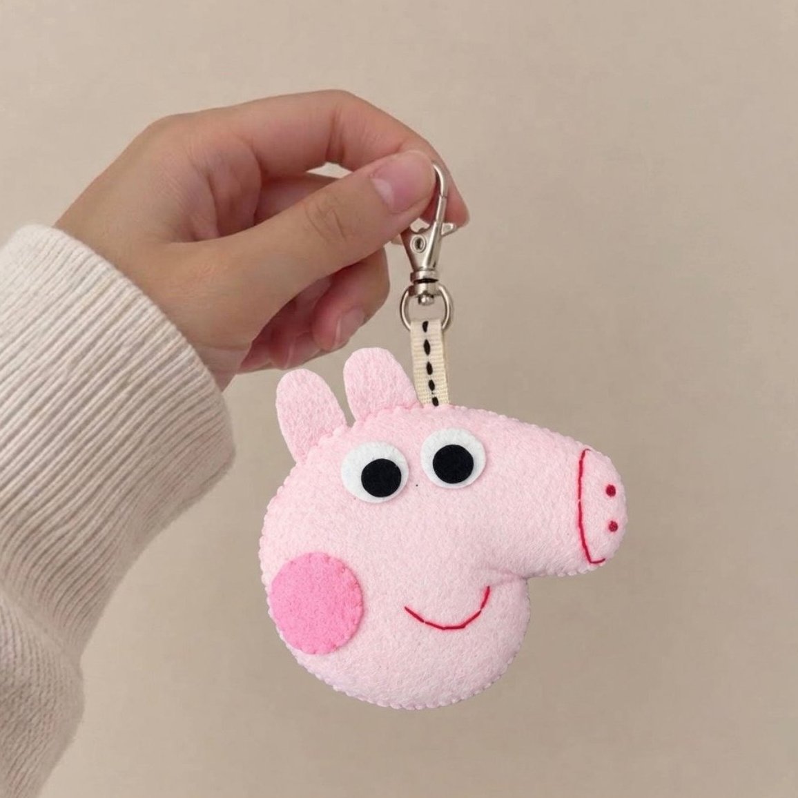 Felt Peppa pig Keychain