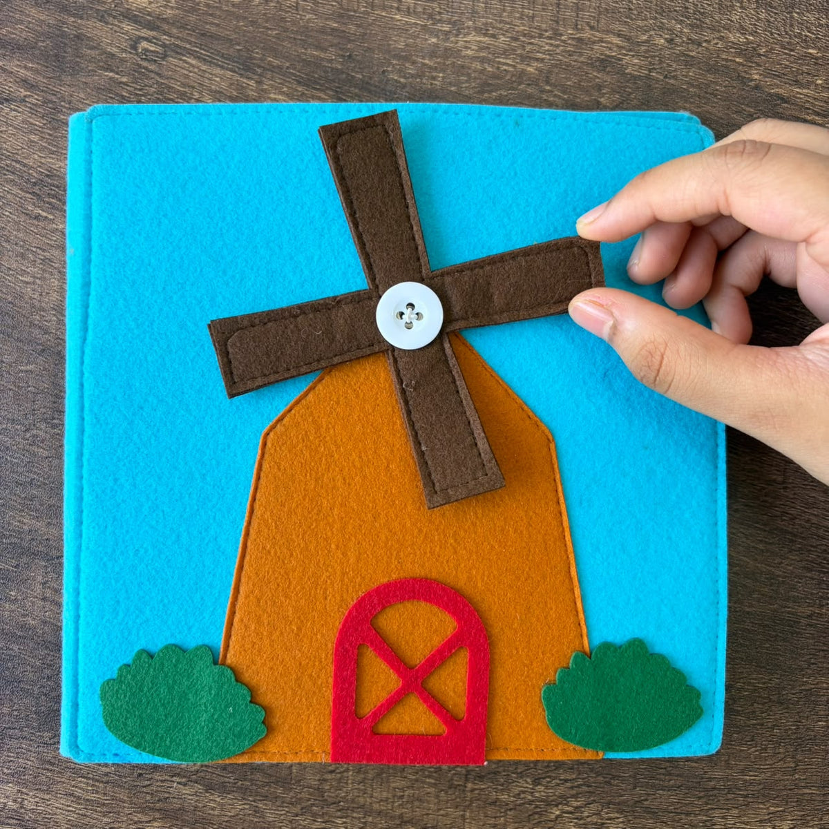 Farm theme Felt book