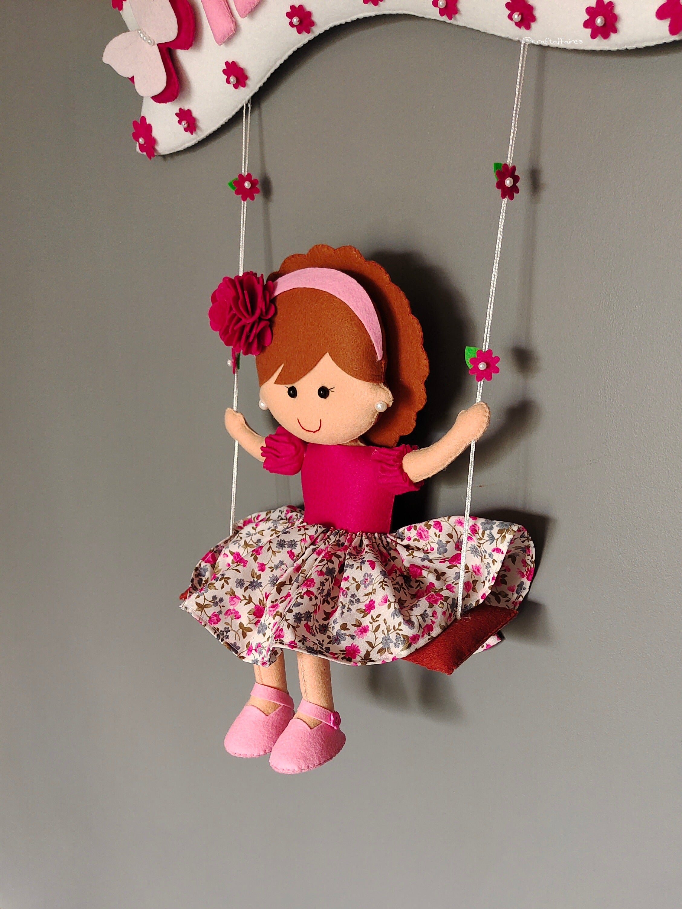 Girl on swing - Big