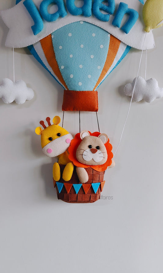 Hot air Balloon with lion & giraffe